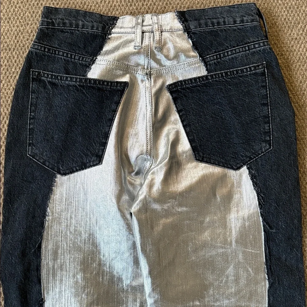 NWT FRAME Pieced Metallic Silver Black Straight Leg Jeans Size 26 Retail $448